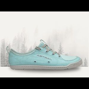 Astral Loyak Women’s Water Shoes- size 9